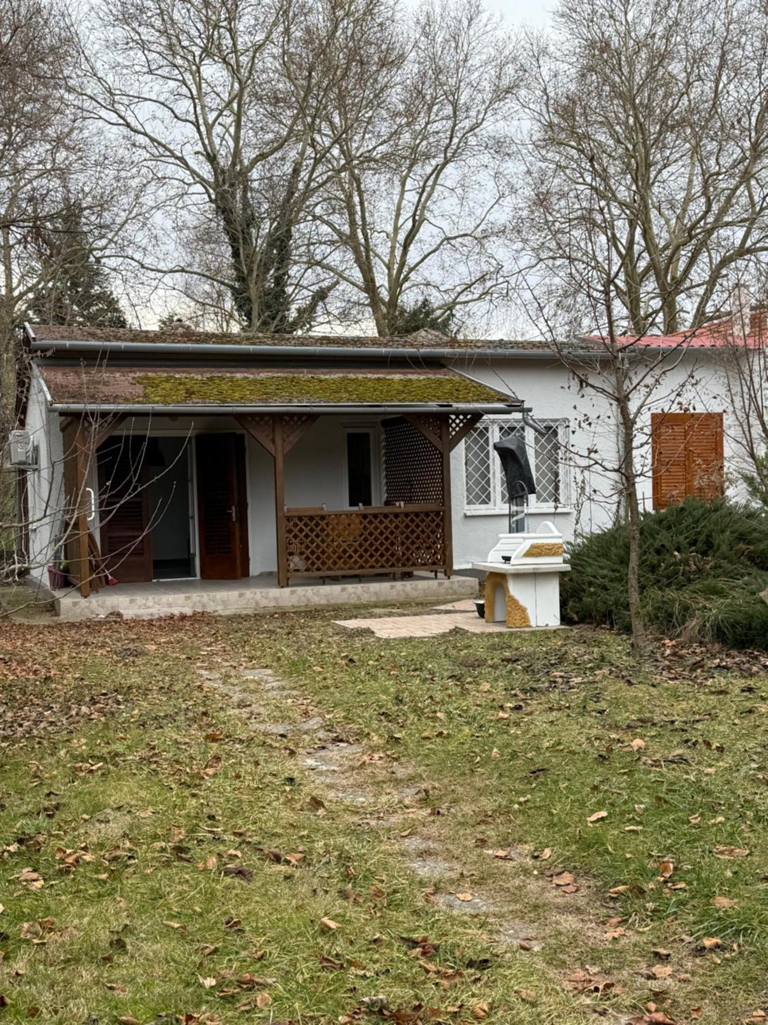 Balatonszemes Small House Экстерьер фото