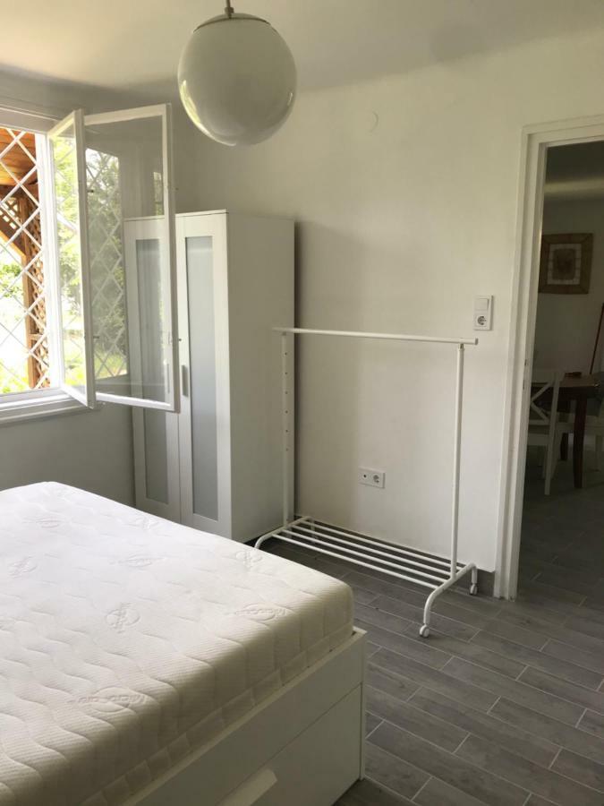 Balatonszemes Small House Экстерьер фото